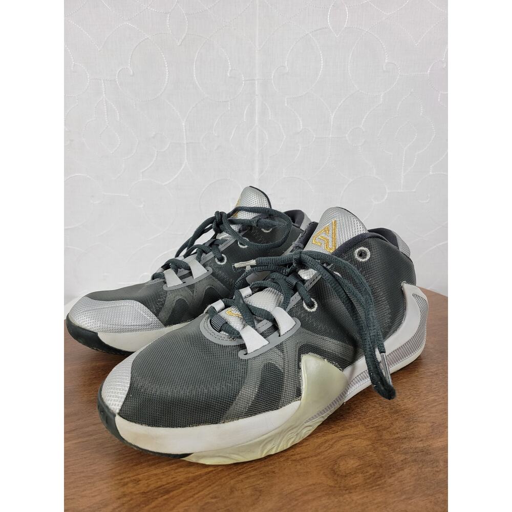 Nike Zoom Freak 1 Kids Basketball Shoes 6 Smoke Gray Sneakers BQ5633-050
